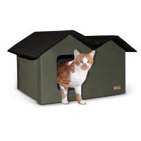 K&H Pet Products Extra Wide Outdoor Heated Kitty House Cat Shelter