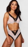 Cross Front Contrast Underwired Bra 73% OFF $8.00